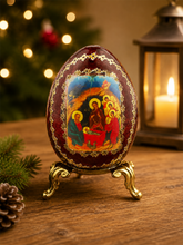 Load image into Gallery viewer, Nativity of Christ Icon Egg  Wooden on Gold Metal Stand
